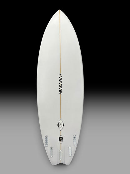Arakawa Firecat 5'10 surfboard – bottom view