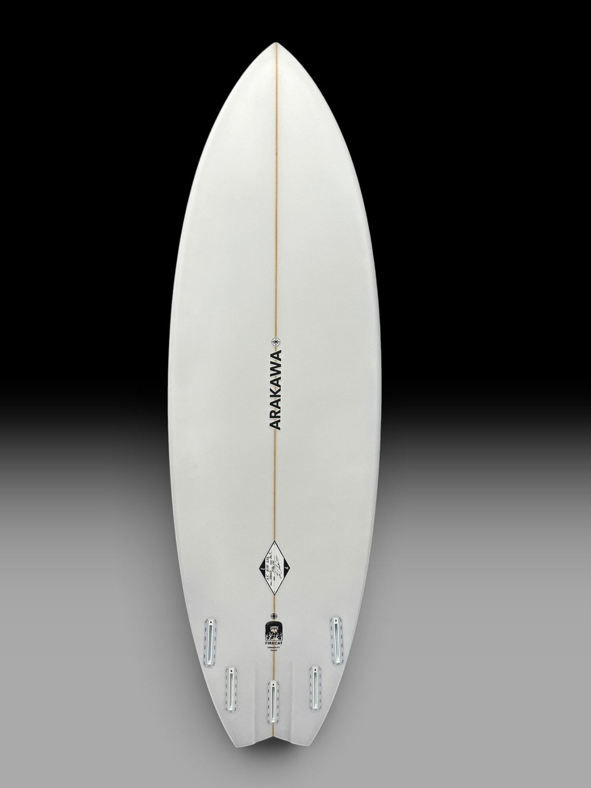 Arakawa Firecat 6'0 5-fin surfboard – bottom view