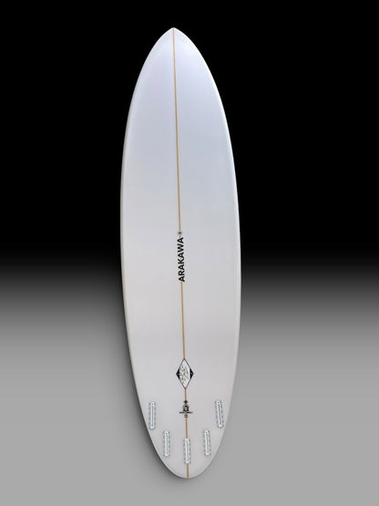 Arakawa Holy Moli 6'10 surfboard – bottom view