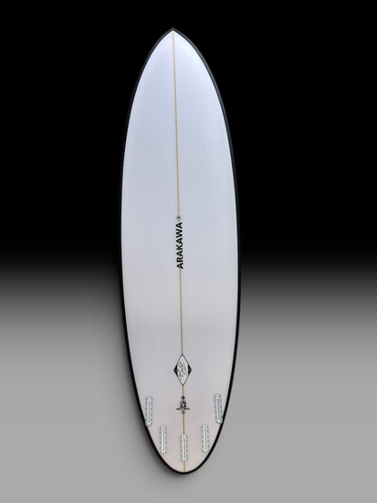 Arakawa Holy Moli 6'6 surfboard – bottom view